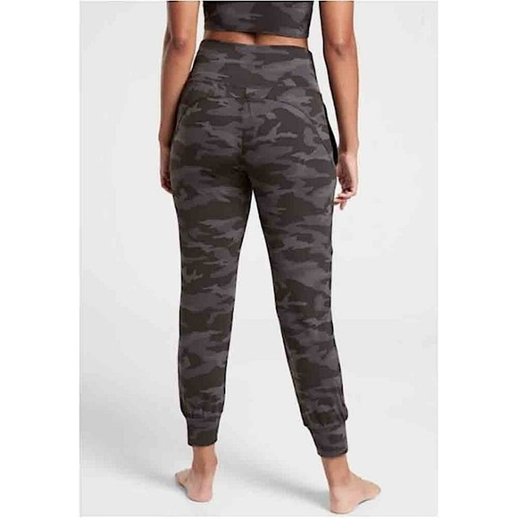 Athleta Salutation High Rise Camo Athletic Soft Jogger Powervita Fabric Sz L - Picture 3 of 11